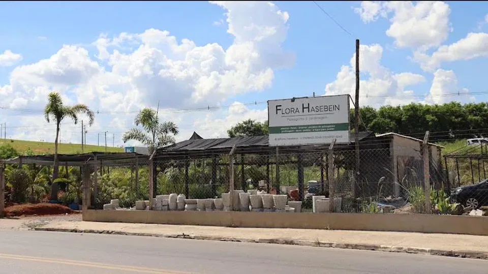 Fachada do Garden Center Flora Hasebein em Salto de Pirapora