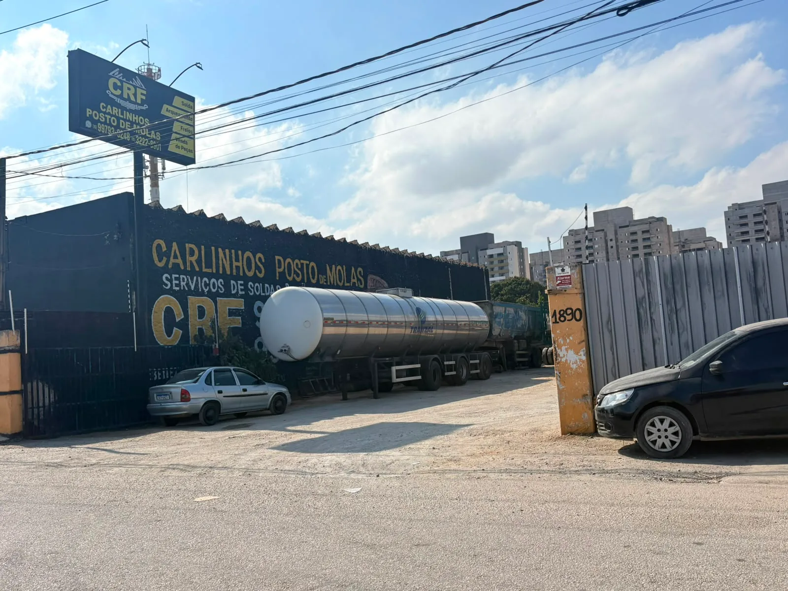 Fachada e entrada da CRF Posto de Molas em Sorocaba