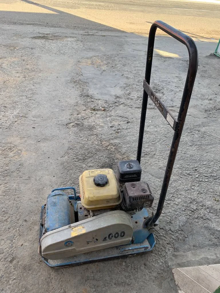 Placa compactadora apresentada pela SOS