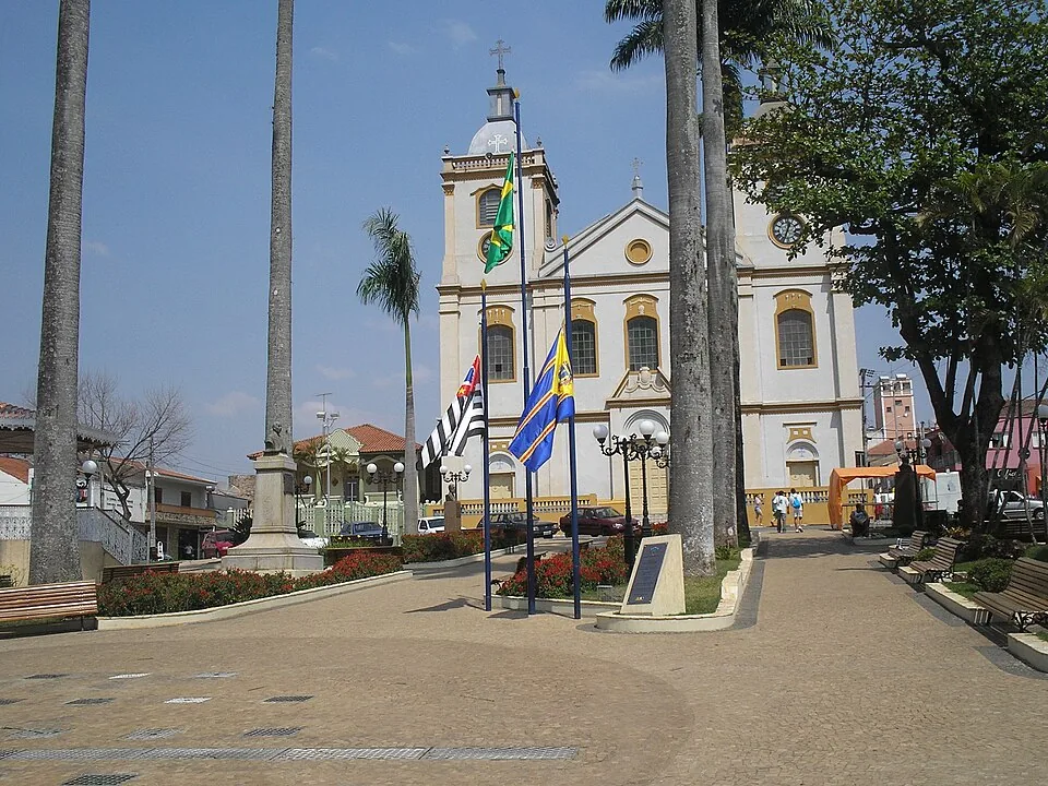 Igreja e Praça da Matriz em Porto Feliz, em São Paulo.