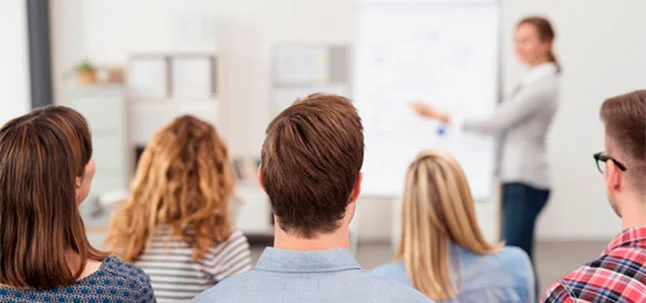 Foto de Instituto Saúde e Vida - Cursos Área da Saúde