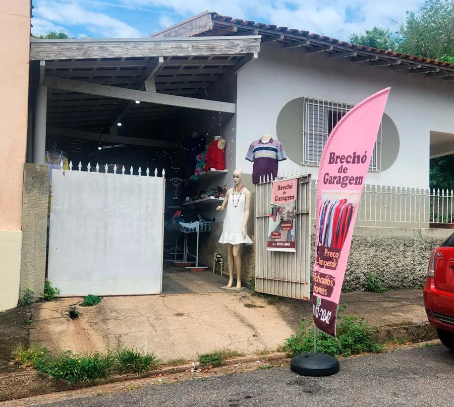 Foto de Brechó de Garagem
