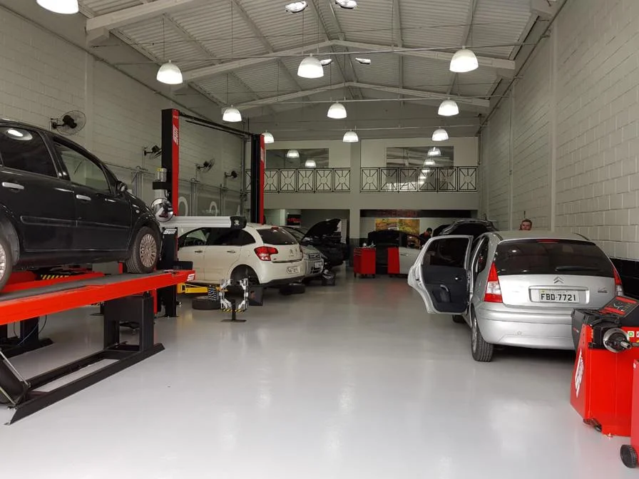 Foto de Oficina Mecânica High Torque Car Service