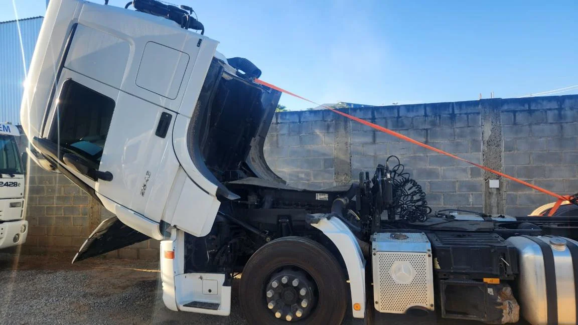Foto de Benedeti Mecânica Diesel Truck