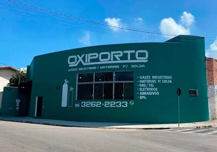 Fachada verde da Oxiporto